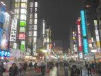 karaoke-dan-hiburan-malam-di-kabukicho-shinjuku-tokyo-jepang.jpg