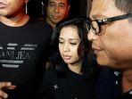 karen-pooroe-sambangi-polres-metro-jakarta-selatan.jpg