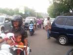 karet-bivak-macet_20160605_120017.jpg