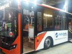 karoseri-laksana-bus-dipercaya-memproduksi-bus-metro-trans_20170919_154217.jpg
