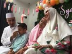 kartika-putri-dan-habib-usman-bin-yahya_20181014_190656.jpg