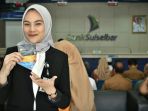 kartu-debit-bank-sulselbar-berlogo-gerbang-pembayaran-nasional_20180815_010707.jpg