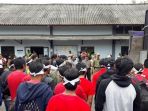 karyawan-pt-apindo-jaya-makmur-demo_20171212_112137.jpg