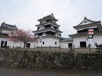 kastil-ozu.jpg