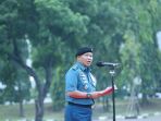 kasum-pimpin-upacara-apel-khusus-halal-bihalal-1-syawal-1439-h_20180621_154031.jpg