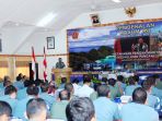 kasum-tni-beri-pelatihan-budidaya-rumput-laut_20170807_121803.jpg