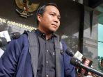 kat-sipil-kawal-pemilu-bersih-di-gedung-mahkam.jpg