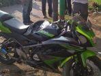 kawasaki-ninja-rr-150-rusak-parah-usai-tabrak-tiang-listrik.jpg