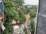 kawasan-bantaran-kali-ciliwung-di-pajeten-t.jpg