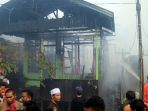kawasan-padat-pemukiman-ludes-terbakar_20170717_093624.jpg