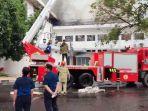 kebakaran-balai-kota-bandung-tepatnya-di-atas-gedung-bappelitbang.jpg