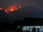 kebakaran-di-gunung-merbabu-meluas-kamis-1292019.jpg