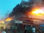 kebakaran-di-pasar-senen-lantai-2-dan-3_20170119_073526.jpg