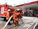 kebakaran-di-salah-satu-ruangan-spbu-abdul-muis_20160914_100432.jpg