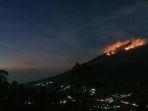 kebakaran-gunung-merbabu-kamis-1292019-malam-ini.jpg