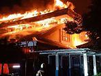kebakaran-hebat-terjadi-di-gedung-sekolah-tk-dan-sd-sumbangsih.jpg