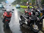 kebiasaan-pemotor-yang-membahayakan-dan-menimbulkan-kemacetan_20210818_153514.jpg