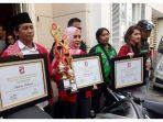 kebohongan-award-psi.jpg