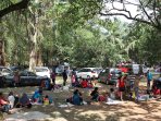 kebun-binatang-ragunan-diserbu-ribuan-wisatawan_20150720_215806.jpg