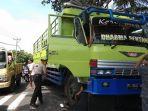kecelakaan-antara-truk-hino-dan-motor.jpg
