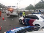 kecelakaan-di-jalan-tol_20180516_100121.jpg