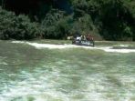 kecelakaan-dialami-kendaraan-lapis-baja-tank-m113-milik-tni-ad-di-sungai-bogowonto_20180311_170840.jpg