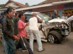kecelakaan-karambol-di-bogor_20180715_075350.jpg