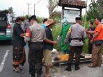kecelakaan-lalai-buka-pintu-mobil.jpg