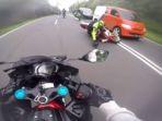 kecelakaan-pengendara-yzf-r1-di-lembang.jpg