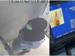 kecil-kecil-kriminal-siswi-smp-kupang-ini-bobol-rp-27-juta-dari-atm-milik-kerabat.jpg