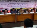 kedua-pasangan-calon-yang-maju-ke-pilgub-jatim-2018-memenuhi-syarat_20180213_152139.jpg
