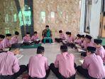 kegiatan-pembelajaran-santri-safd324.jpg