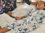 kehilangan-lengan-usai-sweater-nya-tersangkut-roda-pertanyaan-anak-7-tahun-ini-buat-sang-ayah-kaget_20180717_152942.jpg