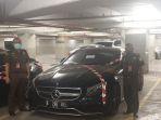 kejaksaan-agung-menyita-mobil-mewah-milik-tersangka-korupsi-pt-asabri.jpg