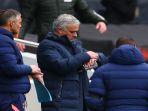 kekecewaan-jose-mourinho-usai-dikalahkan-manchester-united-di-kandang-sendiri.jpg
