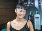 kelly-tandiono-poni_20161010_064431.jpg