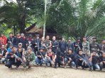 kelompok-din-minimi-menyerahkan-diri-secara-damai_20151229_210358.jpg