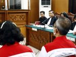 keluarga-brigadir-j-menjadi-saksi-sidang-richard-eliezer_20221025_202944.jpg