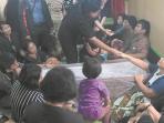keluarga-intan-olivia-banjarnahor_20161115_032042.jpg