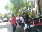keluarga-korban_20181029_130509.jpg