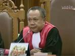keluarga-mirna-tak-hadiri-sidang-pembelaan-jessica_20161014_141313.jpg