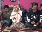 keluarga-pelaku-pelempar-bensin-ke-polisi-di-cianjur.jpg