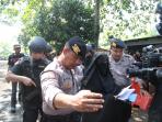 keluarga-terpidana-mati-di-nusakambangan_20160728_122300.jpg