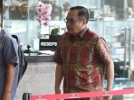 kembali-datangi-kpk-irman-jadi-saksi-soegiarto_20161012_230312.jpg