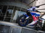 kembaran-yamaha-r25-gunakan-baju-hrc.jpg