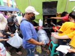 kemendag-operasi-pasar-minyak-goreng-di-kramat-jati_20220203_184512.jpg