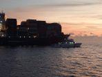 kemenhub-bantu-dan-kawal-kapal-asing-yang-mengalami-insiden-kebakaran-di-perairan-sabang.jpg