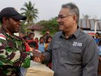 kemenpora-beri-bantuan-alat-olahraga_20180908_234319.jpg