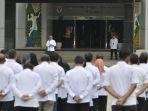 kementerian-pemuda-dan-olahraga-kemenpora-menggelar-apel-pagi.jpg
