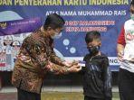 kementerian-pendidikan-dan-kebudayaan-kemendikbud-ri-memberikan-bantuan.jpg